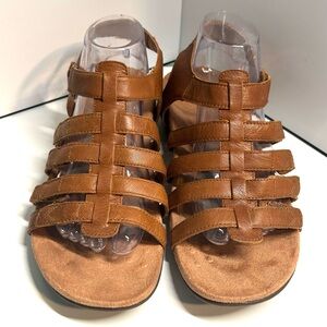 Vionic Tan Strappy Gladiator Sandals